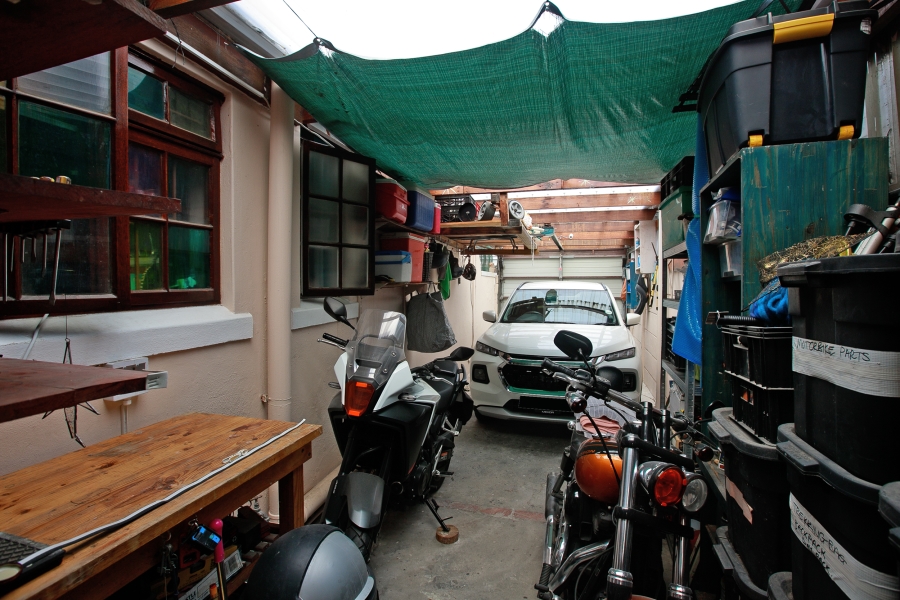 4 Bedroom Property for Sale in Harfield Village Western Cape